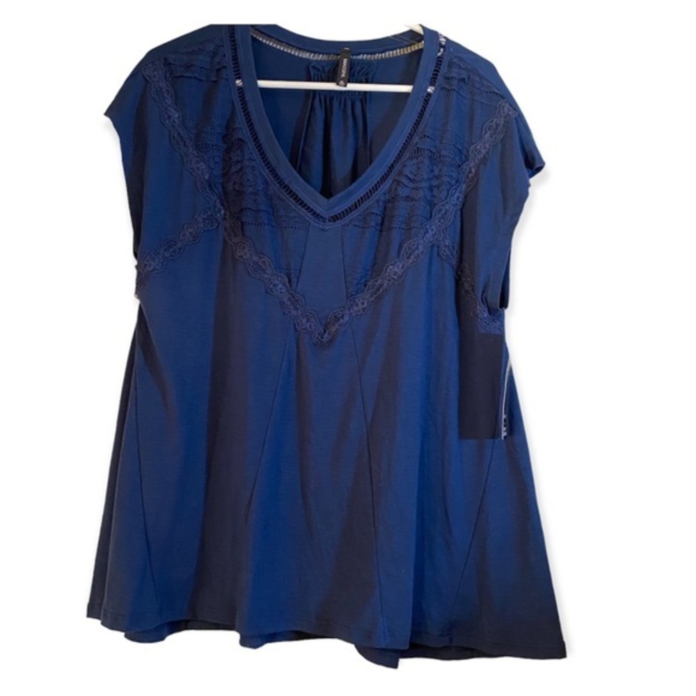 Massini Blue Women’s Top Size XL‎ Flares Out At Bottom New